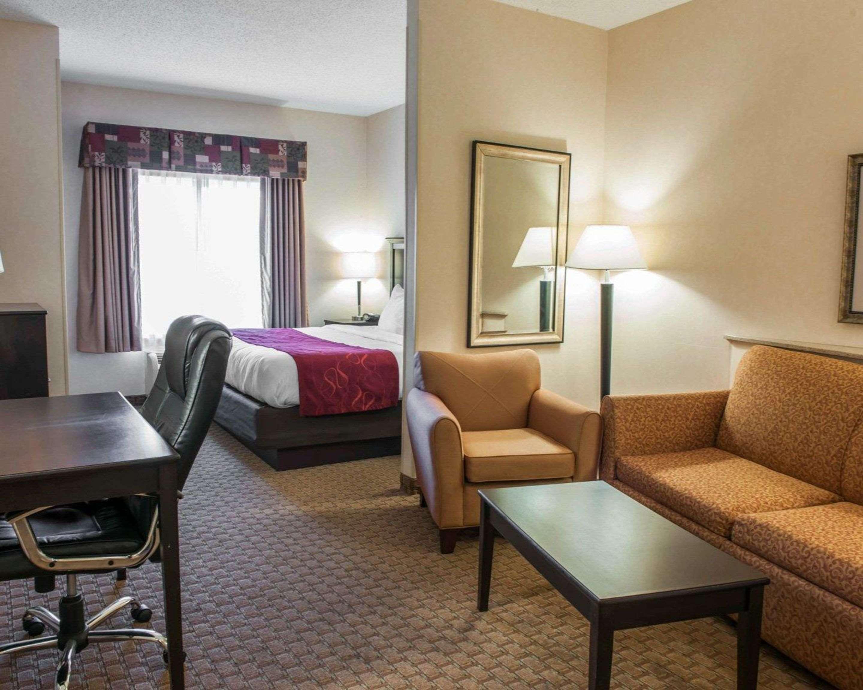 Comfort Suites Southport Exterior foto