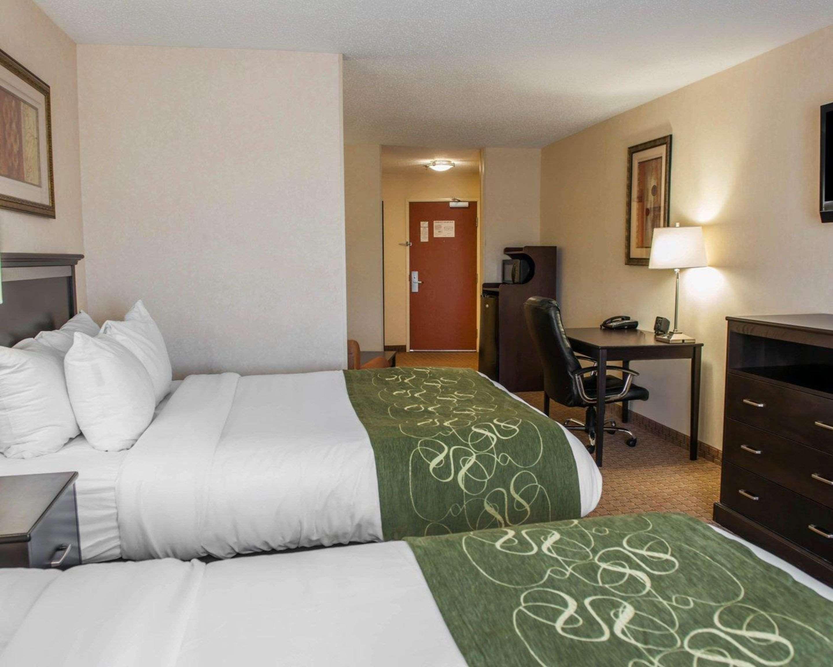 Comfort Suites Southport Exterior foto
