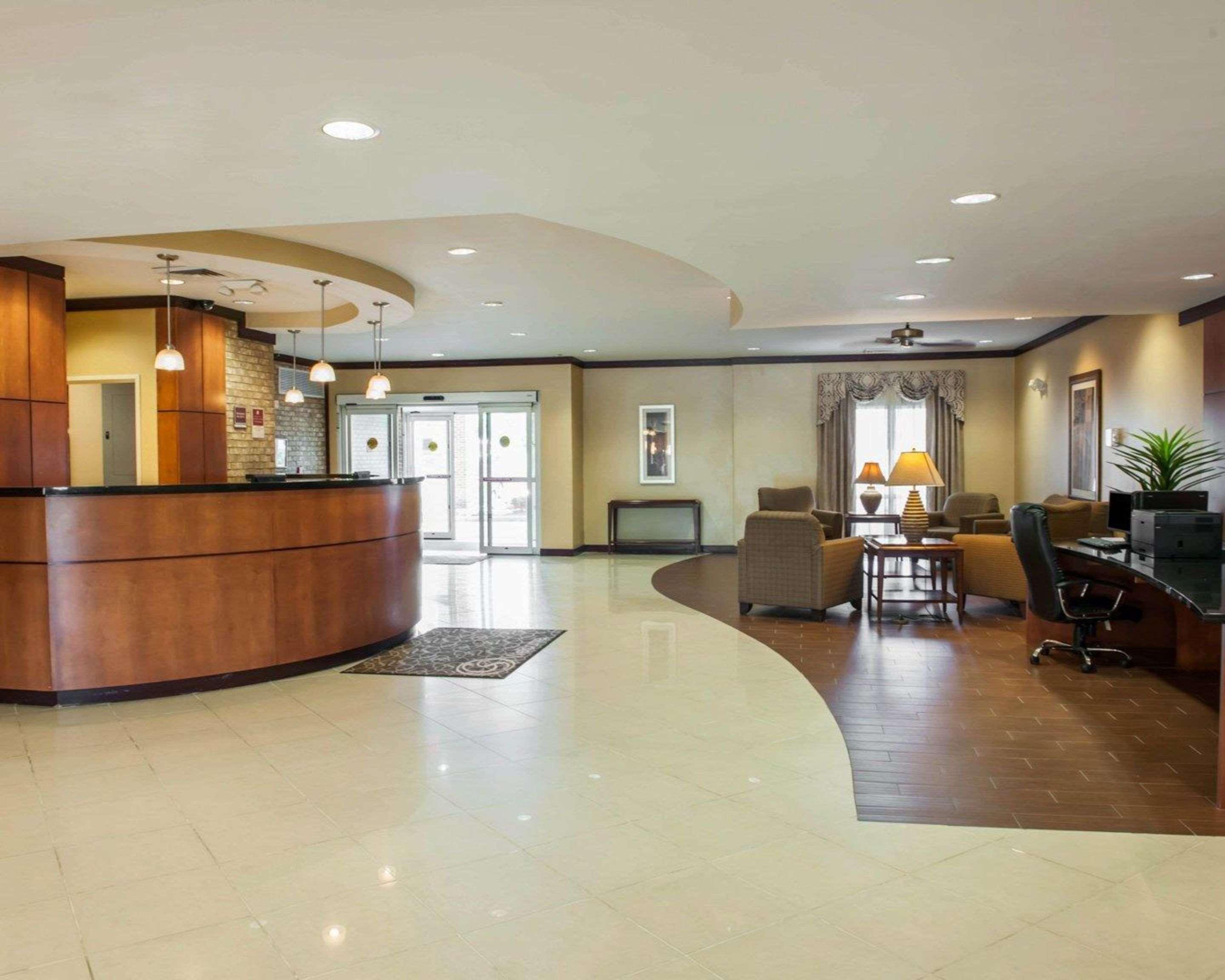 Comfort Suites Southport Exterior foto